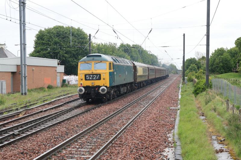 47270 at Prestonpans: 47270 on the rear with 47760 + 47786 leading on 1Z40 11.05 Edinburgh to Manchester Victoria passing through Prestonpans on 15/05/2011 Photo of 47270 at Prestonpans