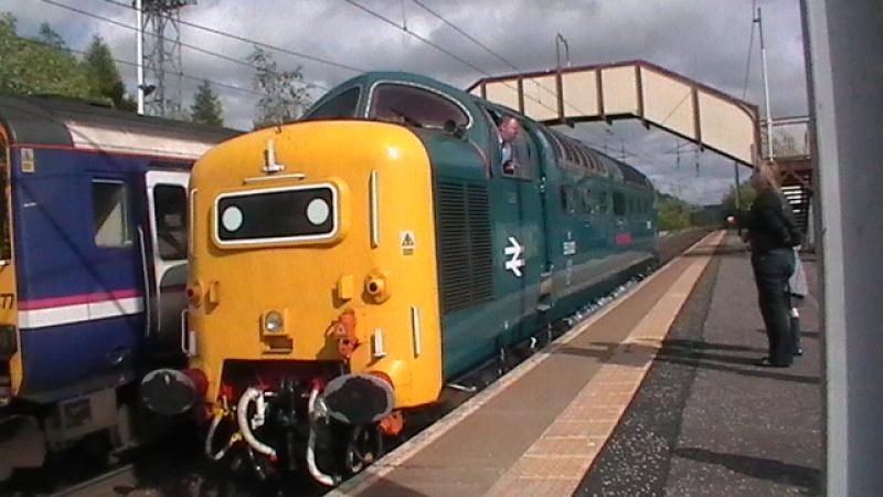55022 0Z55 At Holytown: 55022 Makes A Short Stop At Holytown On 0Z55 North Blyth - Boness L.E Move While A 156 On The 16:38 First ScotRail Service To Edinburgh Blocks Everyone Elses View On The Other Side :I Photo of 55022 0Z55 At Holytown