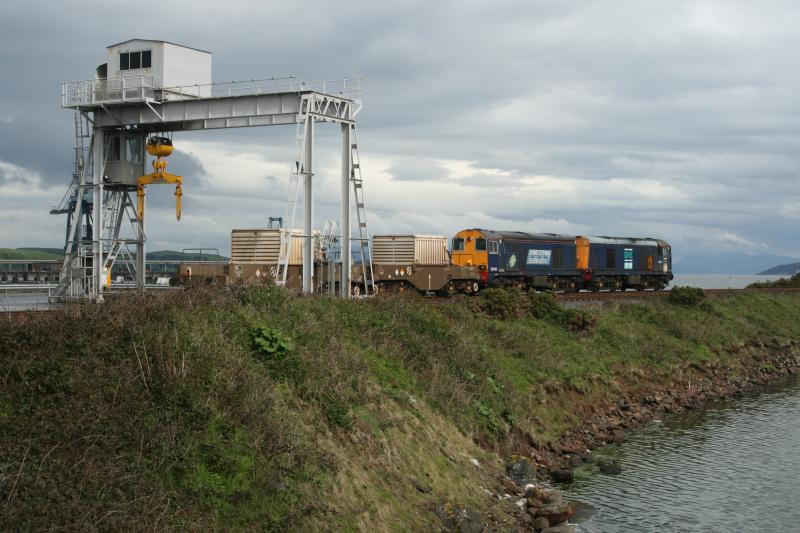 20303+20309 Hunterston: 20303 and 20309 do their thing at Hunterston.
26-05-2011 Photo of 20303+20309 Hunterston