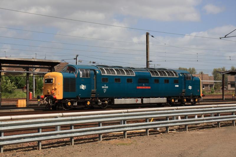 55022 at Craigentinny: 55022 waiting at Craigentinny on 0Z55 14.35 Craigentinny to Fort William on 29/05/2011 Photo of 55022 at Craigentinny