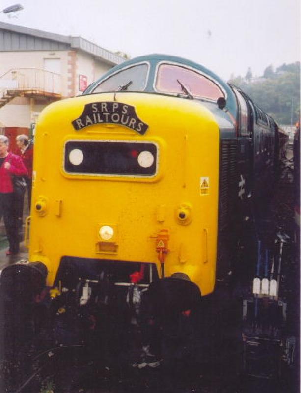 55022: 55022 ROYAL SCOTS GREY at Oban Station. Photo of 55022