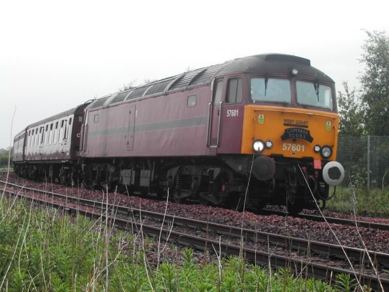 57601 on 1Z63 Dundee to Stoke on 1st June 2011: Seen passing Carmuirs West at 1825 in the drizzle. Photo of 57601 on 1Z63 Dundee to Stoke on 1st June 2011