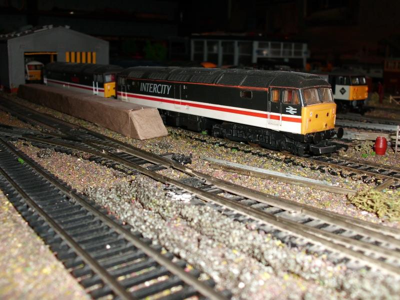 my wee layout: 47833/841 87101 and 90001 Photo of my wee layout