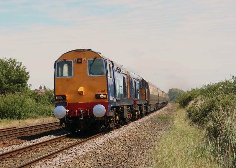 20309 20303 Northern Belle Prestatyn 190611: Photo of 20309 20303 Northern Belle Prestatyn 190611