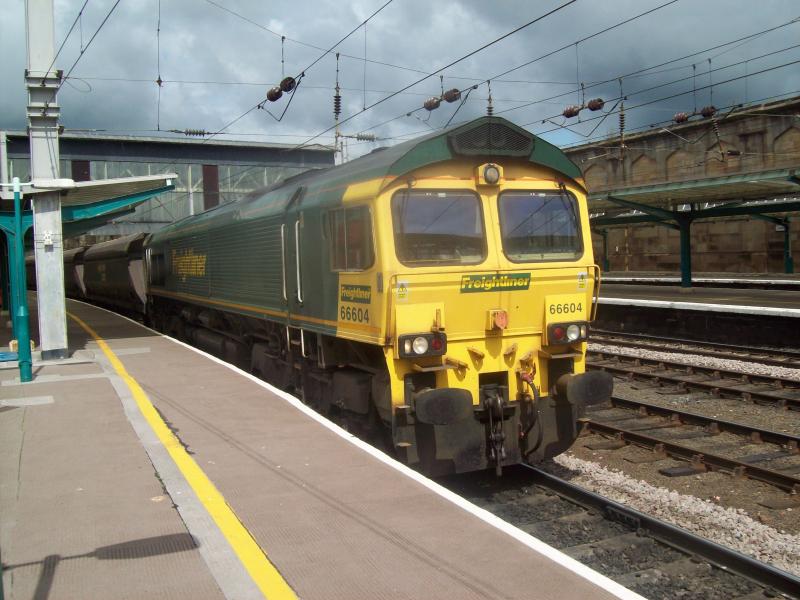 66604: carlisle 29 june 2011 Photo of 66604
