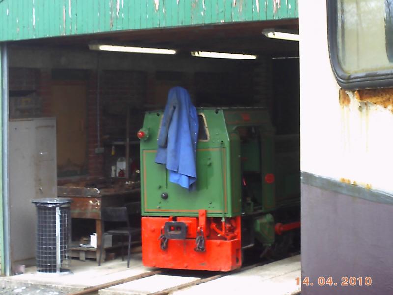 Photo of shunter in the almond valley railway