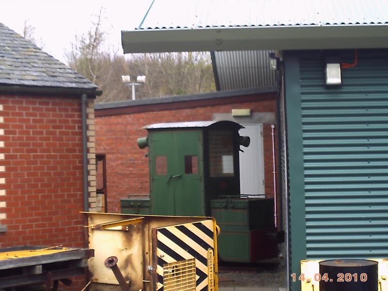 shunter at the almond valley railway: a green shunter in the almond valley railway Photo of shunter at the almond valley railway