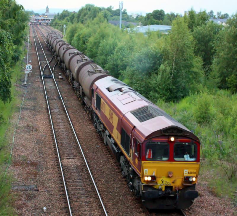 66070 6D84 aberdeen waterloo-mossend: Photo of 66070 6D84 aberdeen waterloo-mossend