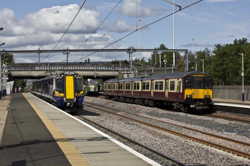 380017 318259 at Cardonald: On 01.07.11 Photo of 380017 318259 at Cardonald