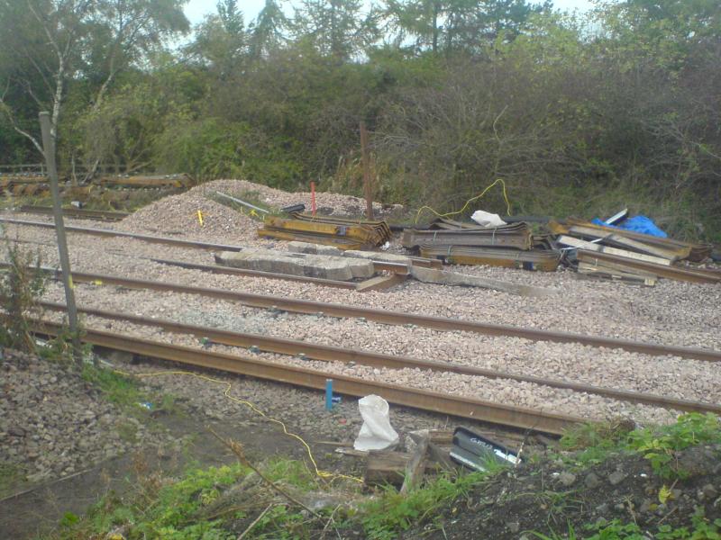Roman Camp 22/10/07: End of the (new) line at Roman Camp. The existing junction is just to the right of this. Photo of Roman Camp 22/10/07