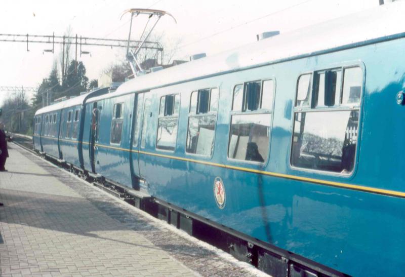 Bowling revisited: 048 at Bowling in March 1991 on Terence Cuneo Day when he revisited the site of the painting for the Blue train poster. Photo of Bowling revisited