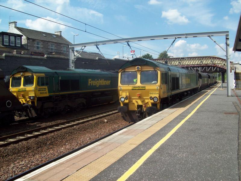 66554 and 66530: carstairs 4th july 2011 Photo of 66554 and 66530