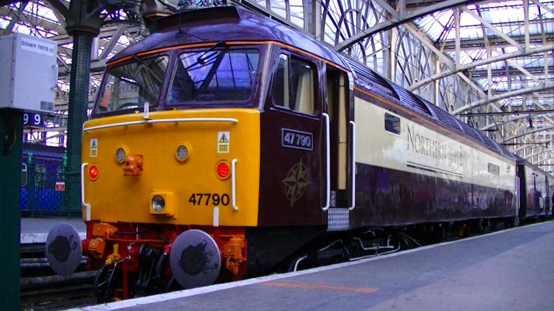47790 in Glasgow Central: Northern Belle liveried 47790, ''Galloway Princess'' sits at the buffers in Glasgow Central after having worked north from Southampton Docks on 1Z54. Image taken from a camcorder. Photo of 47790 in Glasgow Central