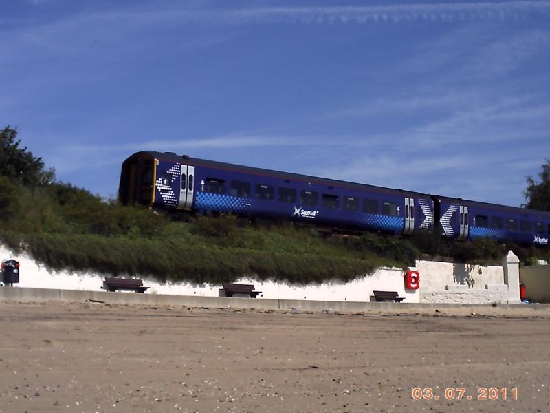 class 158 at Burntisland.: a class 158 speeds through Burntisland in the sun. Photo of class 158 at Burntisland.