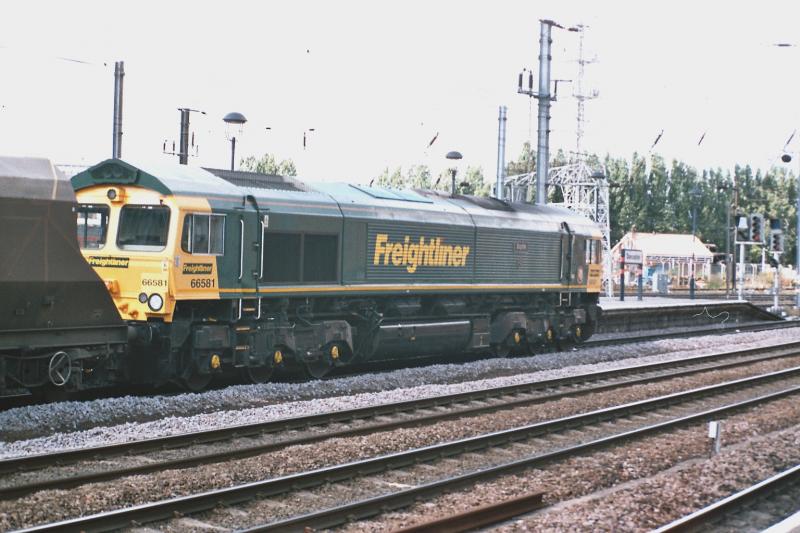 66581 Sophie at Doncaster.: Looked better as Sophie than as 66741 on 6Z80/81 today.!!! Photo of 66581 Sophie at Doncaster.