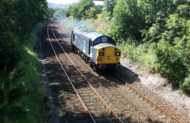 37087 0Z37 crewe-aberdeen, walnut grove.: Photo of 37087 0Z37 crewe-aberdeen, walnut grove.