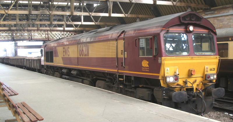 66211.JPG: 66211 at Perth Station on engineers on 6/5/07.
Photo of 66211.JPG