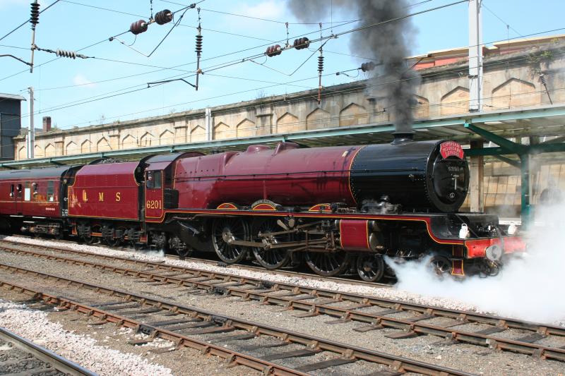 6201 Leaving Carlisle 30 July 2011: 6201 Princess Elizabeth leaving Carlisle with the Cumbrian Mountain Express Photo of 6201 Leaving Carlisle 30 July 2011