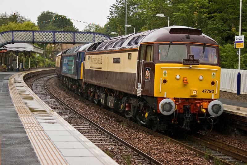 47790 + 47818 pass through Aberdour: 47790 + 47818 pass through Aberdour with 'Northern Belle' 1Z36 08:26 KX - Inverness, running about 50 minutes late after thunderstorms in Tollerton - Thirsk area. Photo of 47790 + 47818 pass through Aberdour