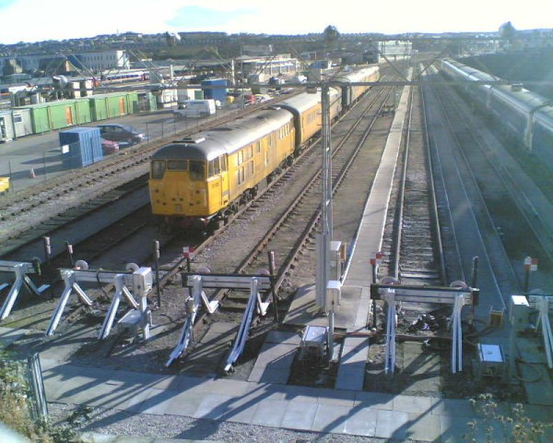 Photo of 31105 at Aberdeen Clayhills. Network Rail Structure Gauging Train working with 31285, Sunday 28/10/2007.