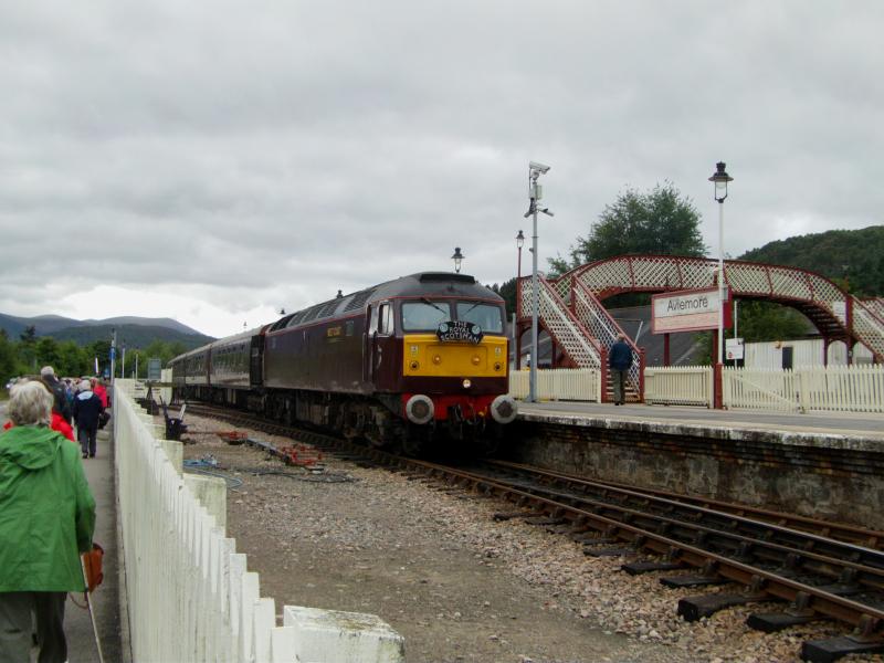 The Royal Scotsman at Aviemore: 57001 11-08-11 Photo of The Royal Scotsman at Aviemore