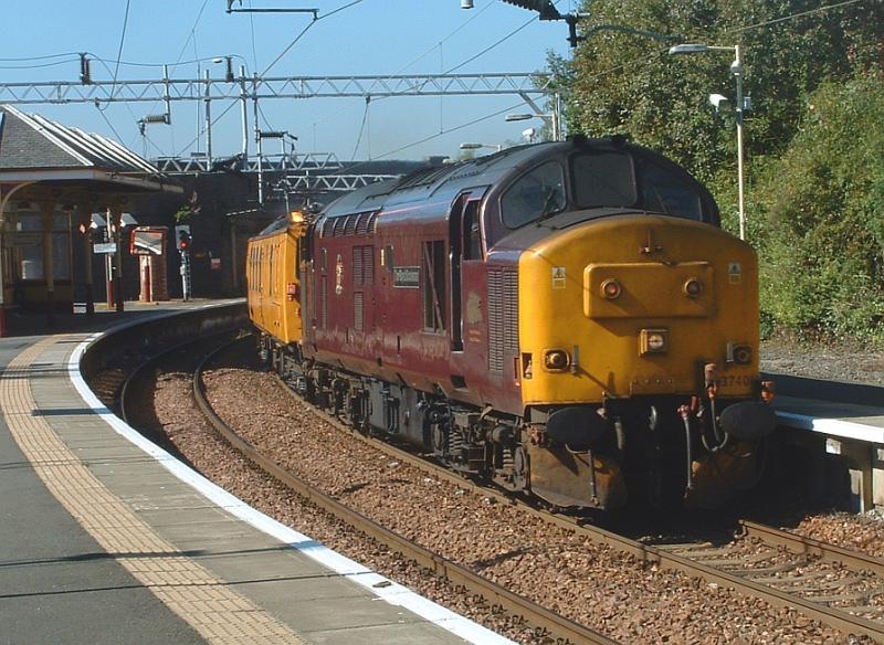 37401 MENTOR Coatbridge Sunnyside: Photo of 37401 MENTOR Coatbridge Sunnyside