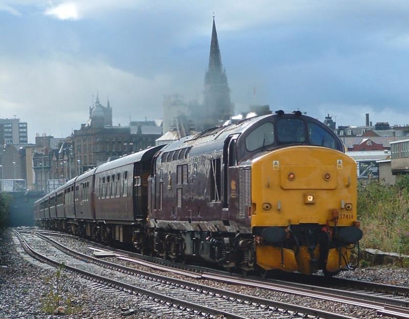 37416 Royal Scotsman Dundee: Photo of 37416 Royal Scotsman Dundee