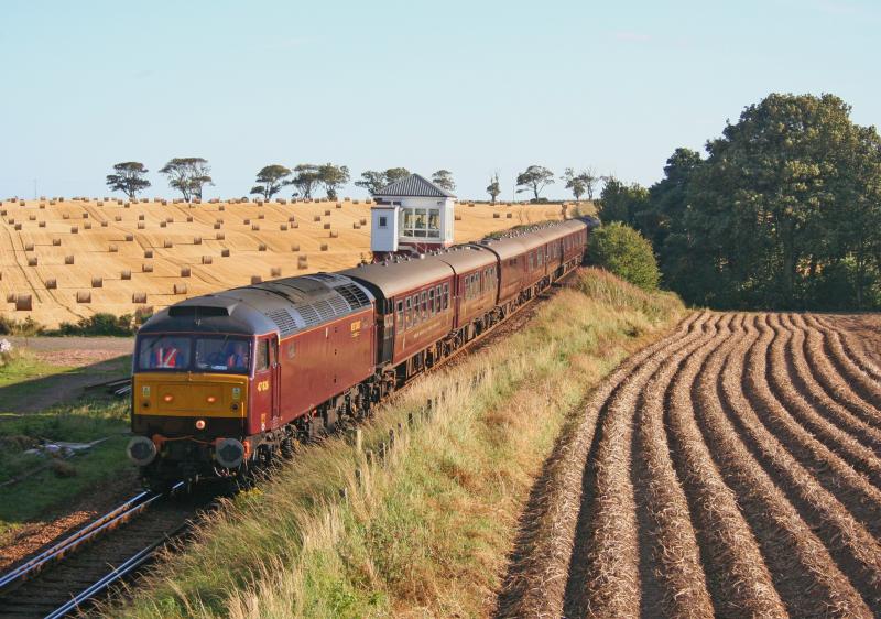 47826 Royal Scotsman Usan: Photo of 47826 Royal Scotsman Usan