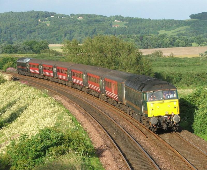 47832 47703 Golf-ex Cupar: Photo of 47832 47703 Golf-ex Cupar