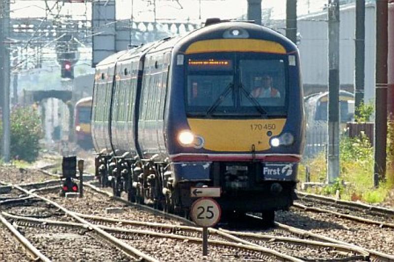 170450 @ Haymarket 29 July 2011: 170450 @ Haymarket 29 July 2011 Photo of 170450 @ Haymarket 29 July 2011