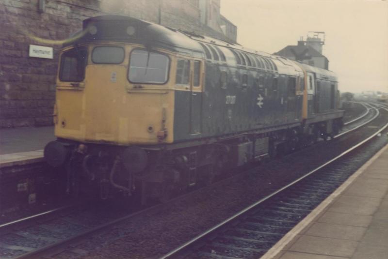 20 & 27 at Haymarket: Class 20 and 27 pass through Haymarket Station. (Summer 1985) Photo of 20 & 27 at Haymarket