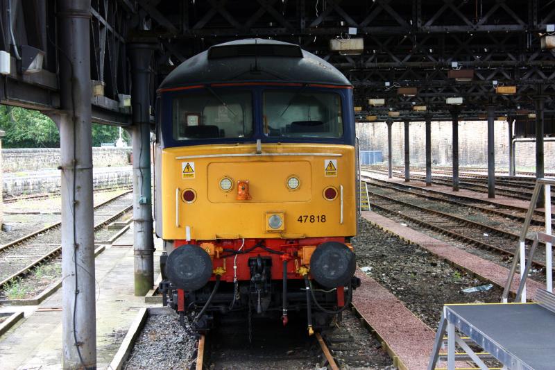 failed 47818 in the carriage shed at perth: Photo of failed 47818 in the carriage shed at perth