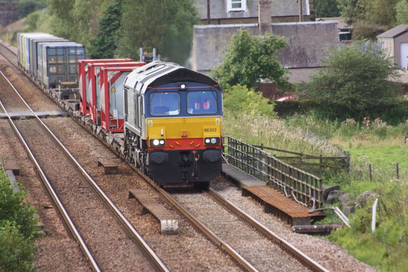66302 4A13 at forteviot: Photo of 66302 4A13 at forteviot